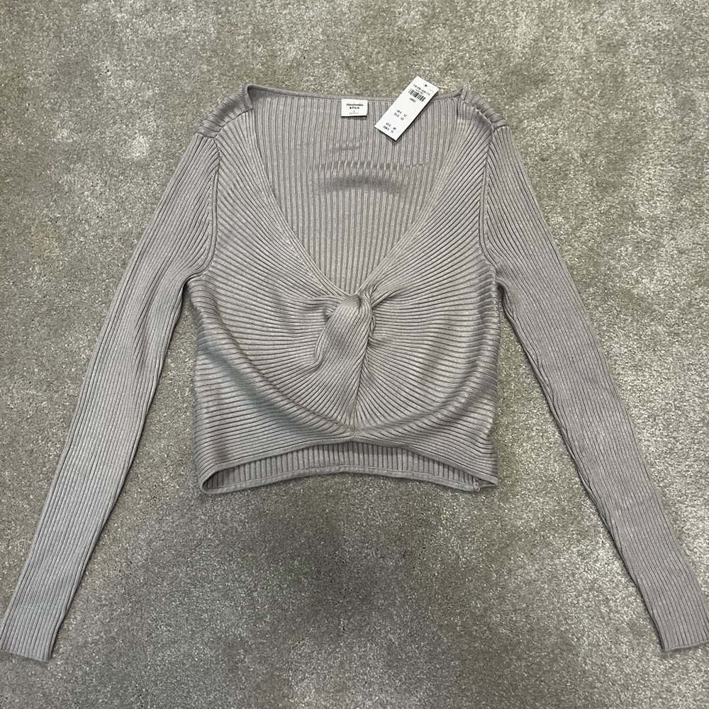 A&F Gray Ribbed Knit Top